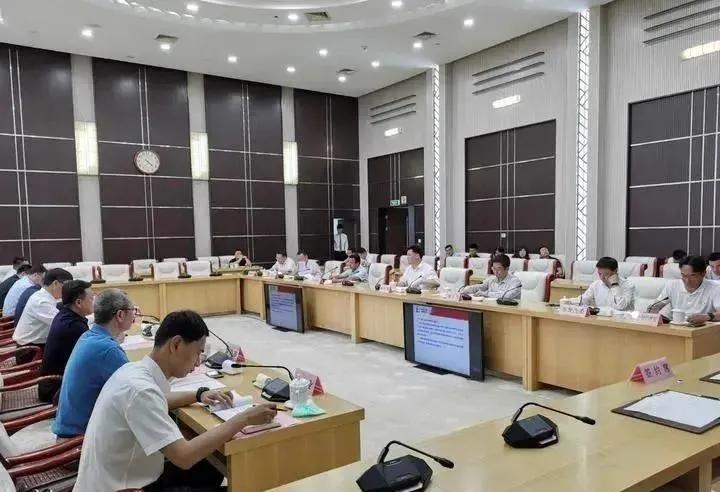 探索新奥204，解锁未来能源的钥匙—正版资料大全解析新奥2024正版资料大全一点红网